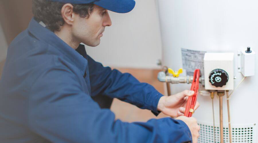 Professional Tankless Water Heater Installation in Friendswood, TX